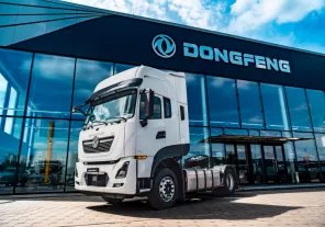 Dongfeng KL Long-Haul Tractor Lands in Belarus, Backed by Original Spare Parts for Efficient Transportation