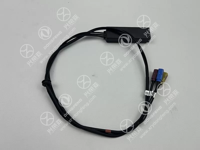 Connector Side GPS Antenna Assembly TBOX OE 7920030-C33T0 Dongfeng KL Truck