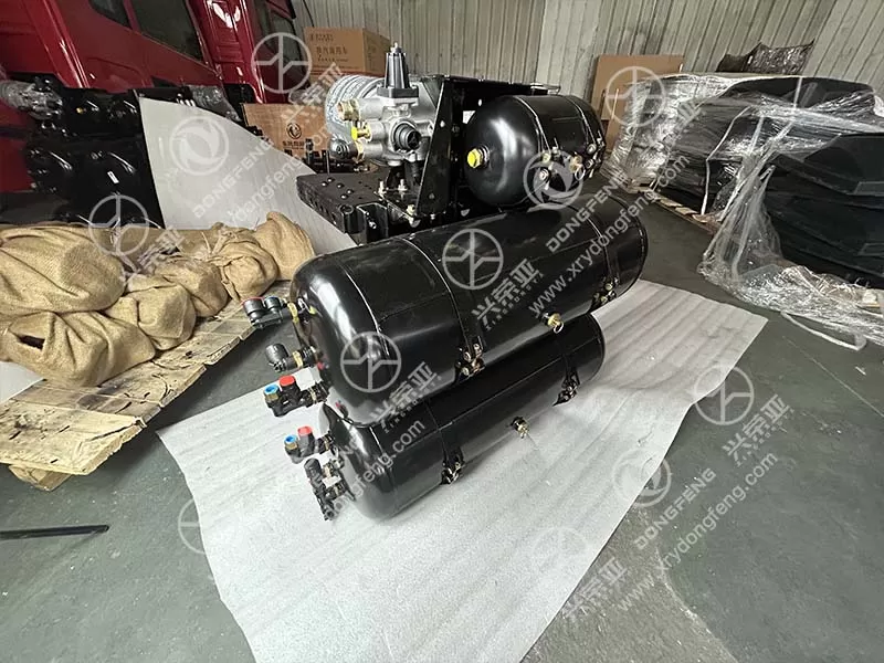 Air Reservoir with Pipe Fittings OE 3513950-K39W0 Dongfeng GX KX