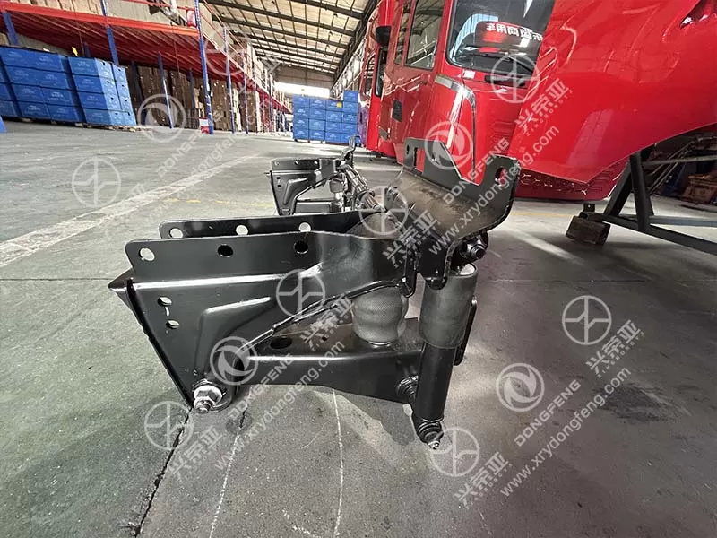 Workshop Scene Front Suspension Assembly OE 5001910-C3305 Dongfeng KL Truck