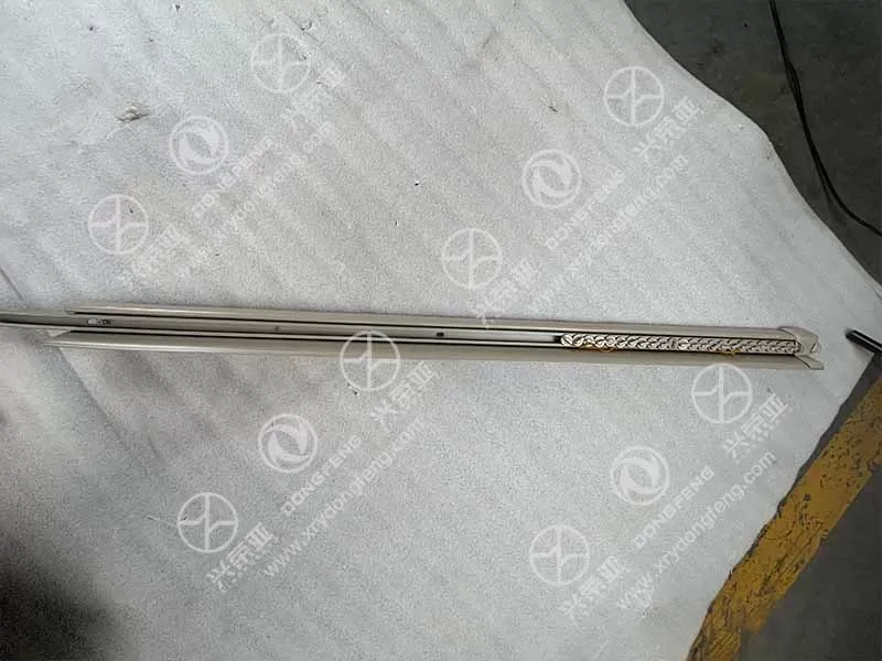 Sliding Groove View Left Curtain Rail Assembly OE 8205920-C3152 Dongfeng KL