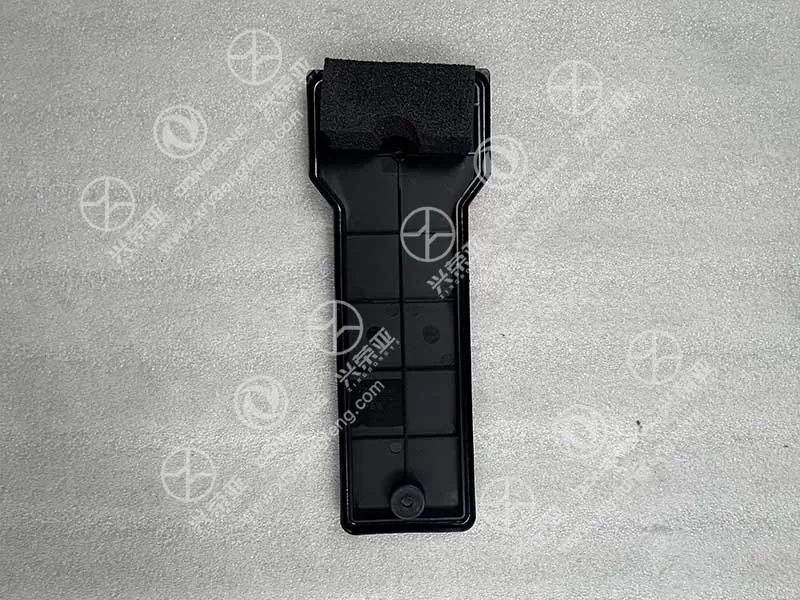Tabletop Multi-Angle Back View Right SMJ Box Cover OE 3724421-C6100 Dongfeng GX KX