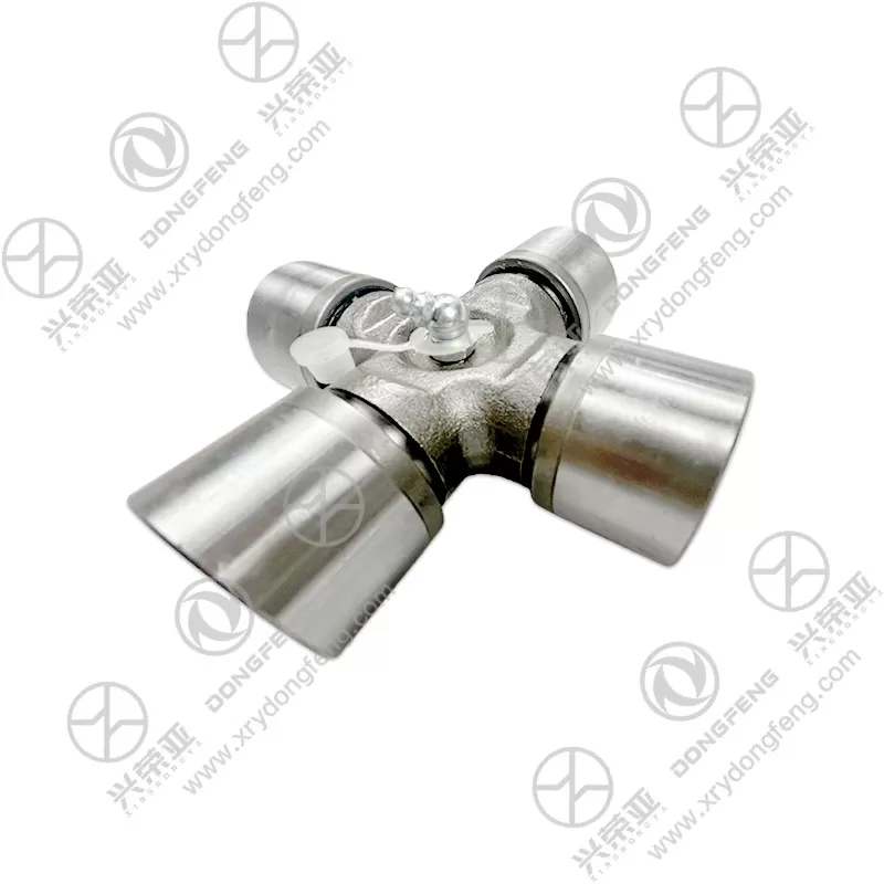 Detail View Universal Joint Assembly OE UW41118P Dongfeng DFAC