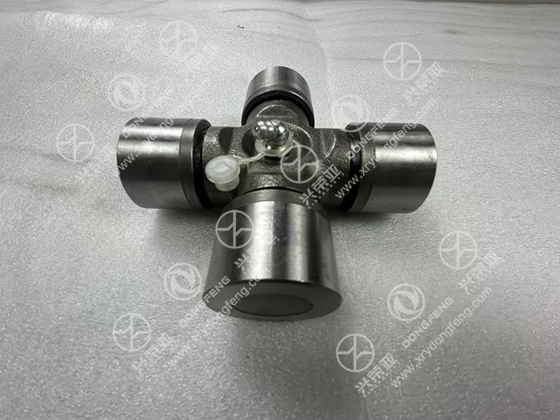 Tabletop Side View Universal Joint Assembly OE UW41118P Dongfeng DFAC