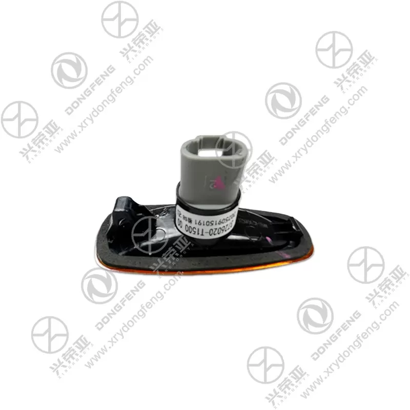 Back Connector View Right Turn Signal Light Assembly OE 3726020-T1500 Dongfeng DFAC
