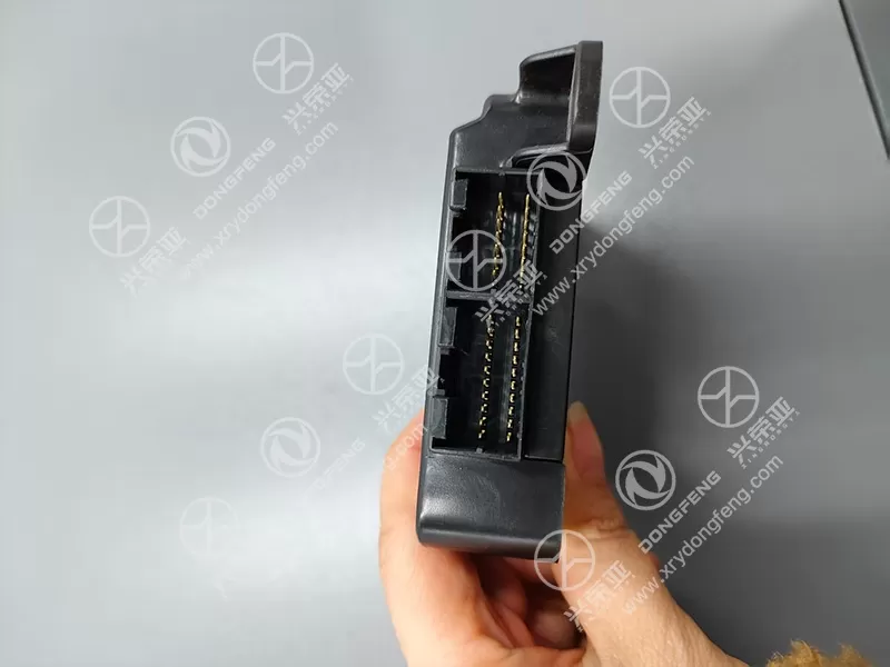 Tabletop Mount Hole View AMT Shift Controller OE 3621110-C3100 Dongfeng KL