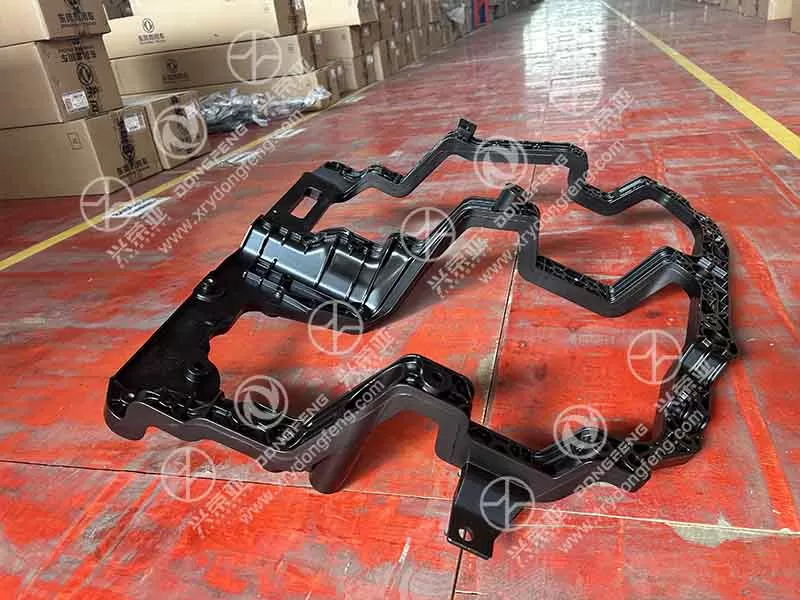 Structure Detail View Left Headlight Bracket OE 8406131-C6103 Dongfeng GX&KX