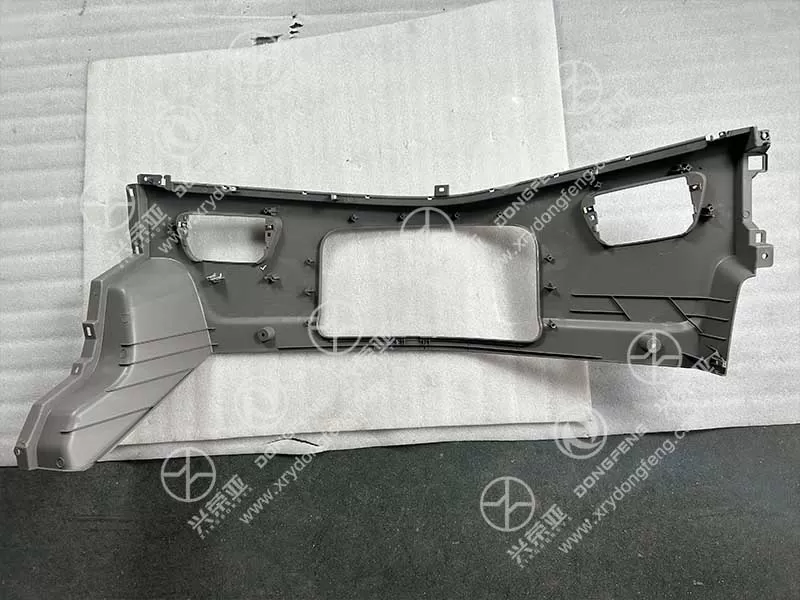 Rear View Right Instrument Panel Cover OE 5305045-C6100 Dongfeng GX&KX