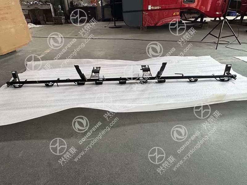Front View Front Roof Mounting Beam OE 5704920-C6100 Dongfeng GX&KX