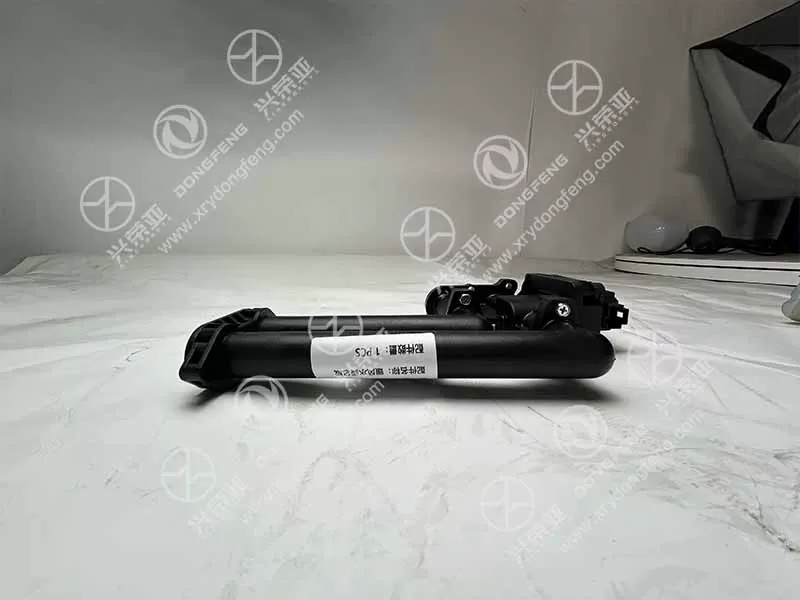 Side View Heater Water Valve OE 8101054-C6100 Dongfeng GX&KX