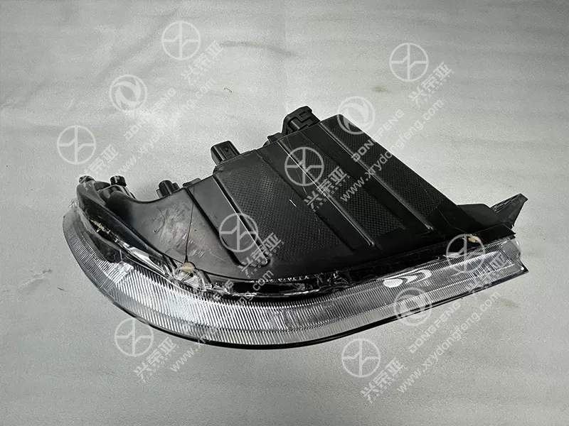 Multi-angle View Left Front Combination Lamp OE 37720101600D021A Dongfeng DFAC