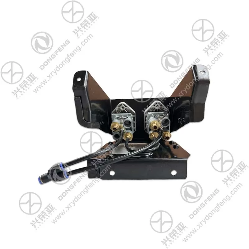 Overall Installation View Hand Control Valve OE 3517910-T38V0 Dongfeng KL