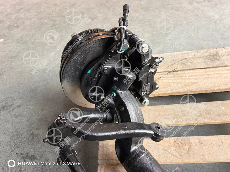 Brake Component Detail View Front Axle Assembly OE 3000010-VA6701 Dongfeng DFAC