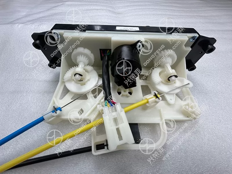 Detail View Heater Control Mechanism OE 8101030-V01001 Dongfeng DFAC
