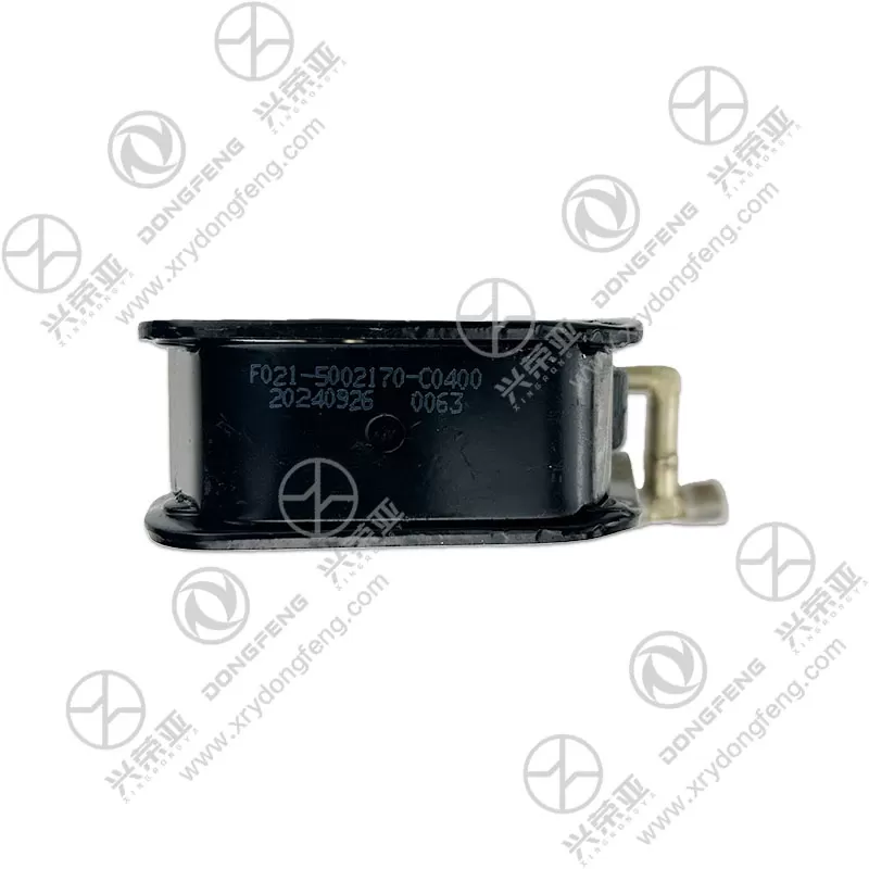 Bottom View Left Hydraulic Lock Bolt OE 5002170-C0400 Dongfeng Kinland