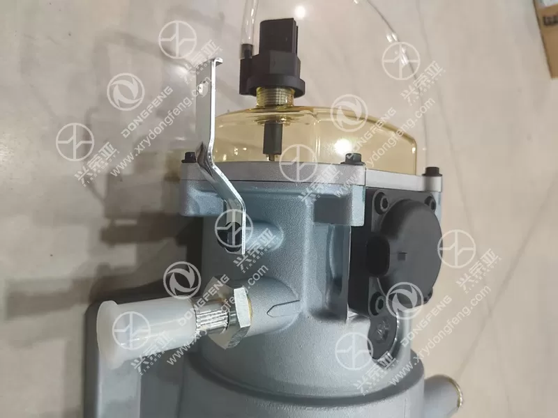 Connector Detail View Oil-Water Separator & Connector Assembly OE 1125005-HR031 Dongfeng KL