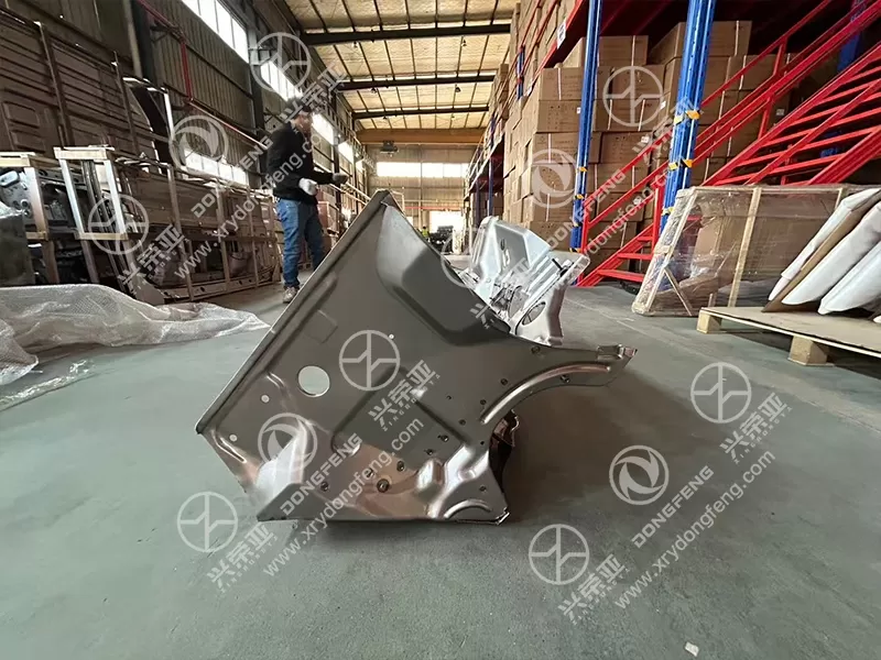 Multi-Angle View Front Cowl Assembly OE 5300010-V01001 Dongfeng DFAC