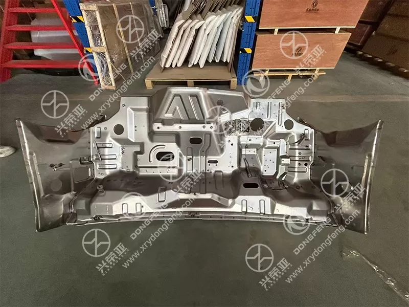 Front View Front Cowl Assembly OE 5300010-V01001 Dongfeng DFAC