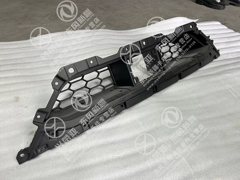 Workshop Layout View Lower Grille OE 8406038-TXGG01Y Dongfeng Xinjiang X7