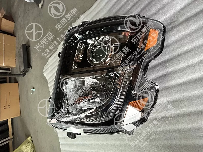 Workshop Layout View Left Front Combination Headlight Assembly OE 3772010-TXGG01Y Dongfeng Xinjiang X7 Low Configuration
