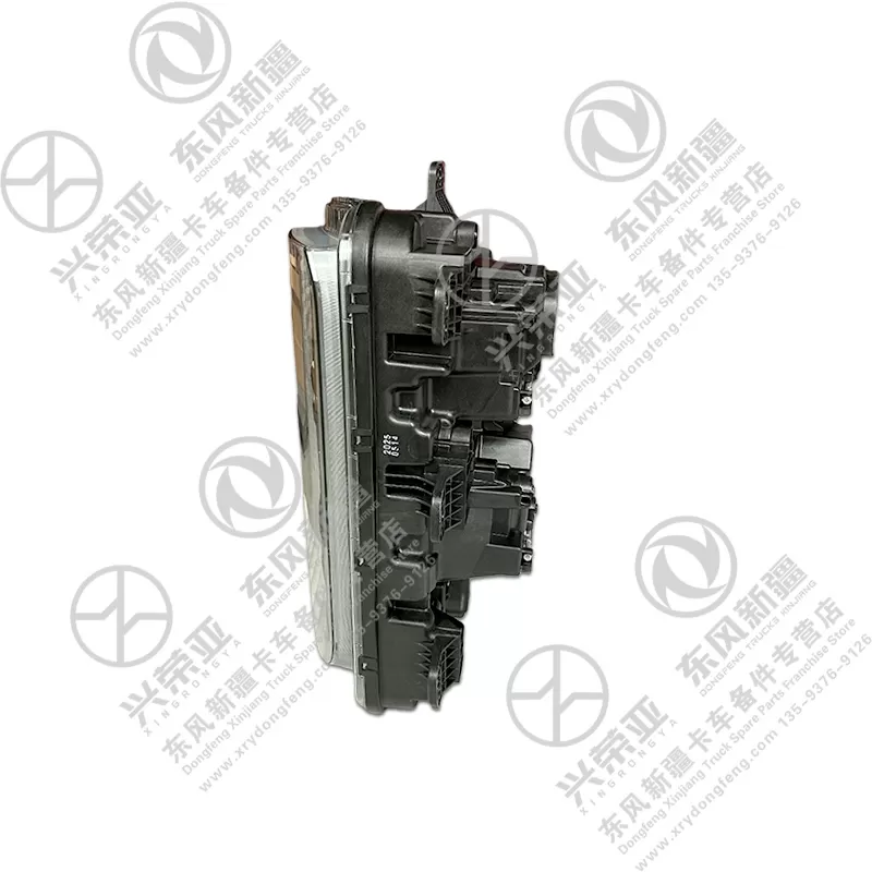 Side View Left Front Combination Lamp with Integrated Fog Light OE 3772010-CS030 Dongfeng Xinjiang X9