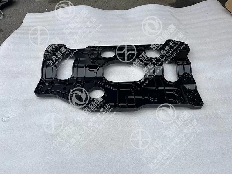 Workshop Layout View Right Fog Light Bracket OE 8406142-CS030Y Dongfeng Bright X9