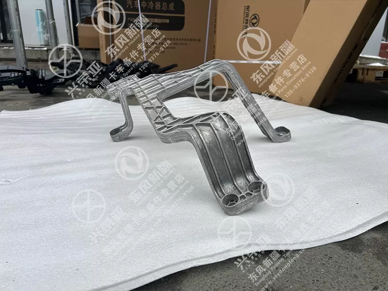Workshop Layout View Right Connection Bracket - First Step OE 8406162-CS030Y Dongfeng Bright X9