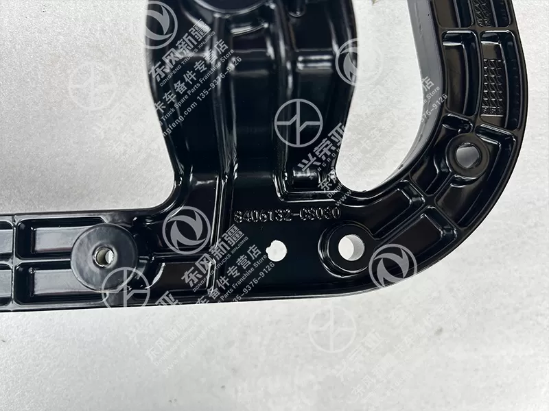 OE Mark View Right Headlight Bracket OE 8406132-CS030Y Dongfeng Bright X9