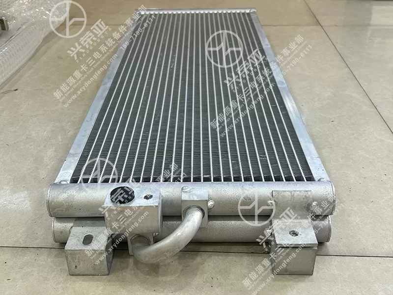 Interface Bracket Detail Microchannel Heat Exchanger OE 8136-04001-B Dongfeng New Energy