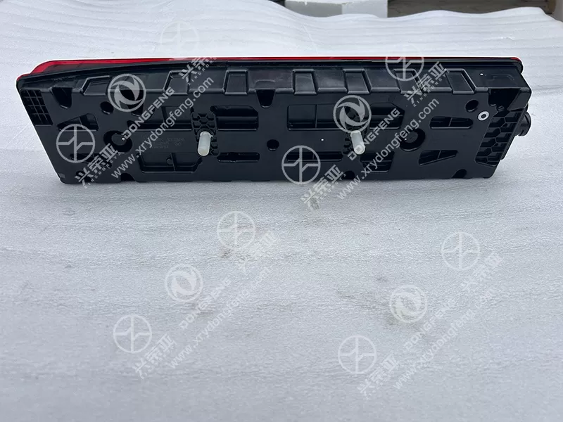 Mounting Guide Post Detail Right Rear Combination Lamp OE 37360020-XT3300 Dongfeng VASOL