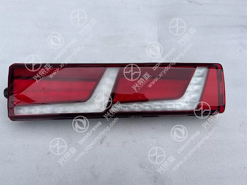 LED Lens Detail Right Rear Combination Lamp OE 37360020-XT3300 Dongfeng VASOL