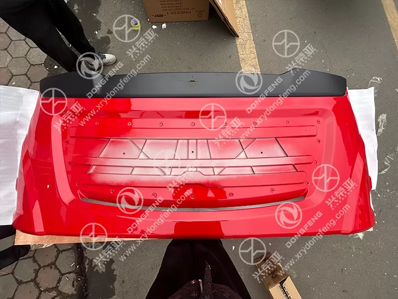 Top View Front Grille Assembly OE 5301509-C6101 Dongfeng GX&KX