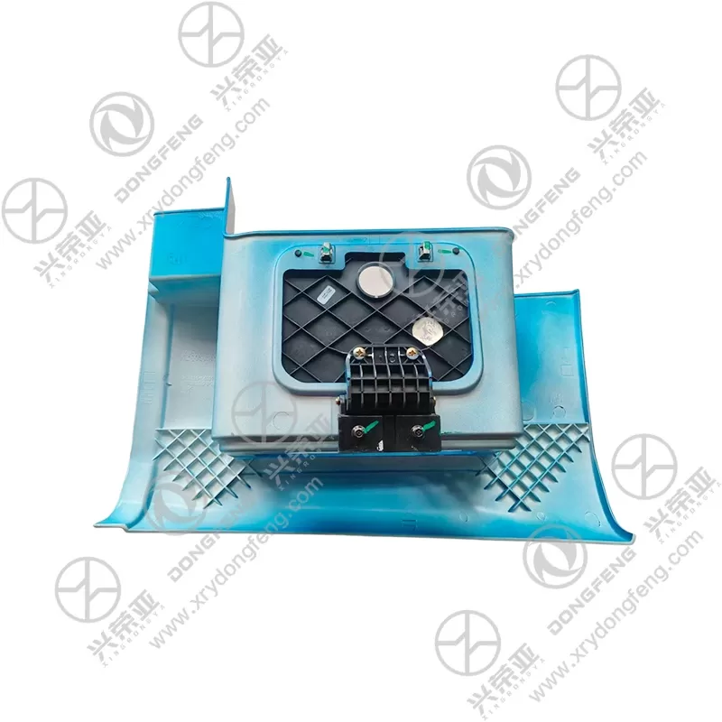 Rear Structure Right Lower Step Footrest Cover Assembly OE 8405930-C6201#F7 for Dongfeng GX/KX