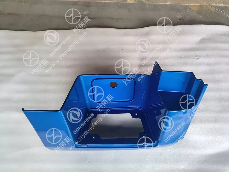 Blue Finish Detail Right Lower Step Footrest Cover Assembly OE 8405930-C6201#F7 for Dongfeng GX/KX