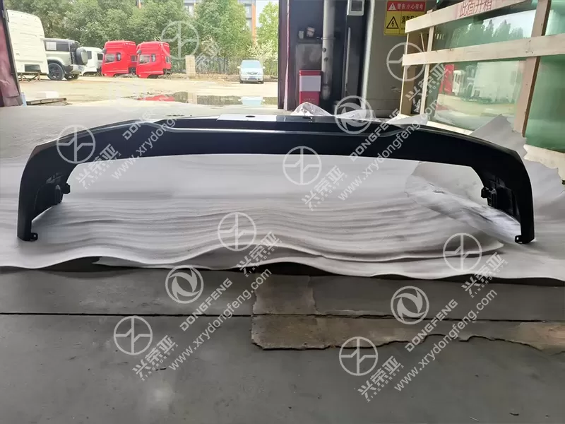 Workshop Display Genuine Front Bumper Assembly OE 8406010-T1800 for Dongfeng Captain