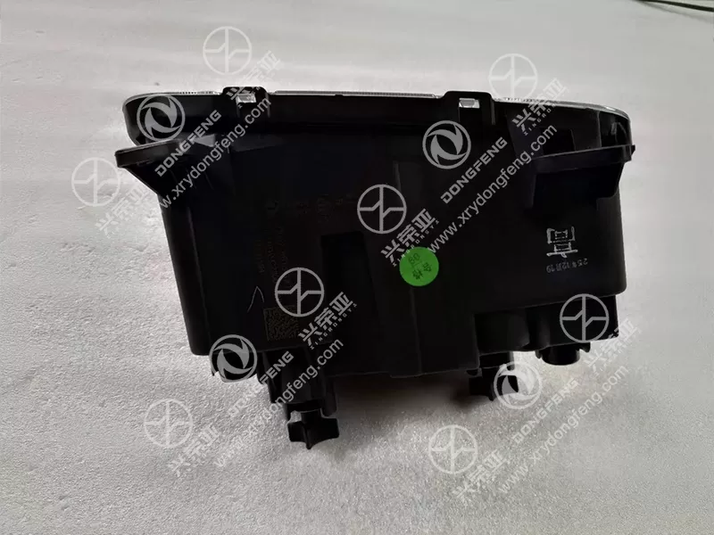 Top View Left Front Marker Light Assembly OE 3731910-C7300 for Dongfeng KH