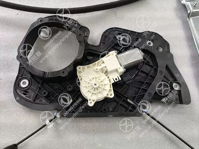 Motor and Gear Module Detail Left Door Window Regulator OE 6104010-C7301 for Dongfeng KH