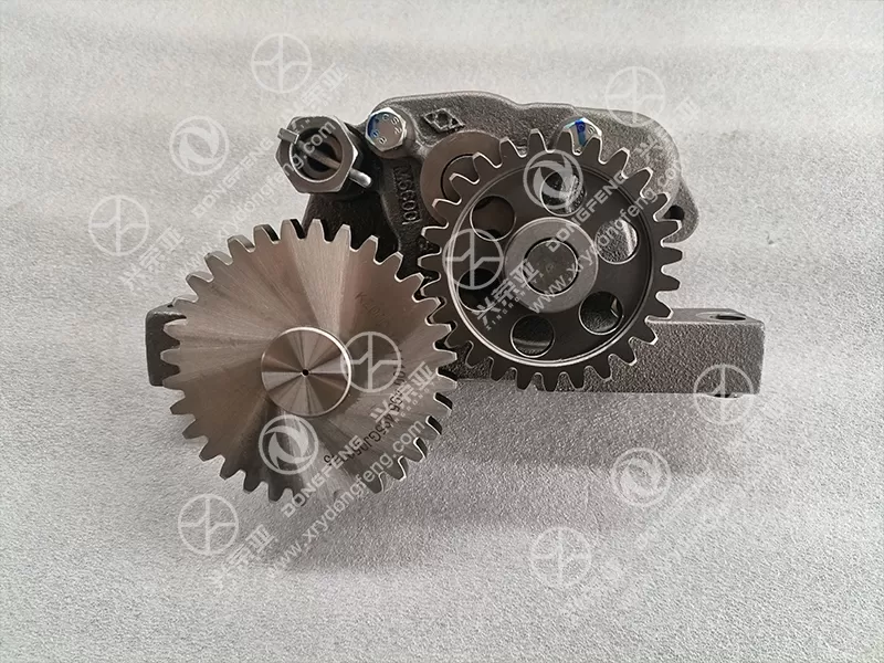 Front View Oil Pump Assembly OE K2000-1011100 for Yuchai Engine