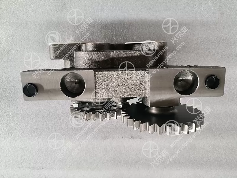 Top View Oil Pump Assembly OE K2000-1011100 for Yuchai Engine