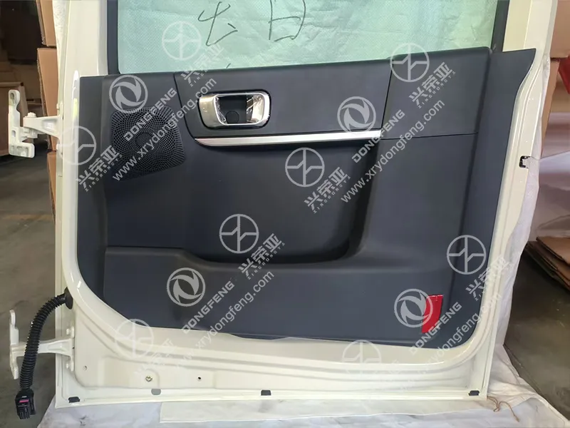 Door Handle and Speaker Detail Right Door Assembly OE 6100920-C74GY02#8A for Dongfeng KH Trucks