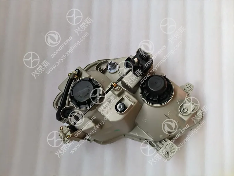 Built-In Manual Light Height Adjustment Pull Wire Detail OEM Headlamp 3772020-C0102