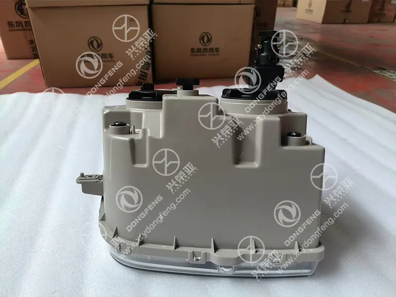 Housing Detail Right 3-In-1 Headlamp OE 3772020-C1G00