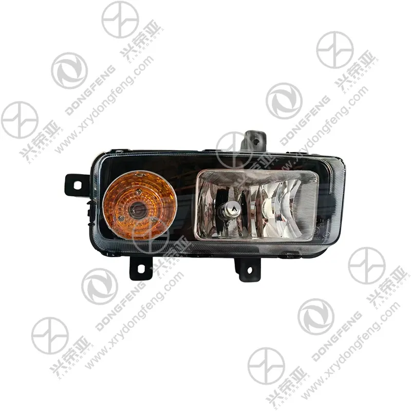 Full front lens view genuine OEM right front fog & turn signal lamp OE 3726120-C0104 for Dongfeng KC truck