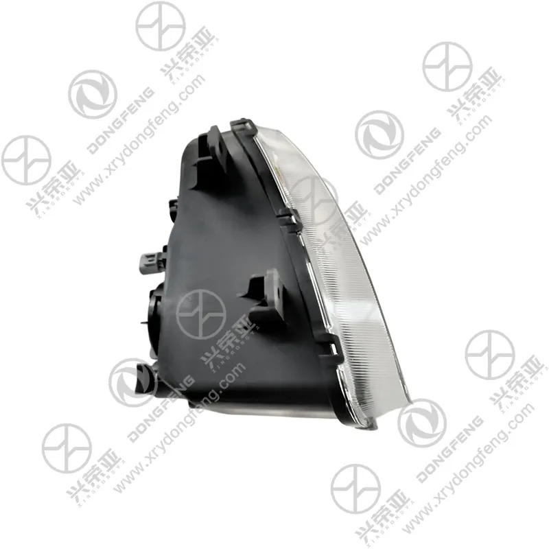 Hot melt fully sealed edge waterproof anti-fog internal cavity structural close-up fog lamp housing