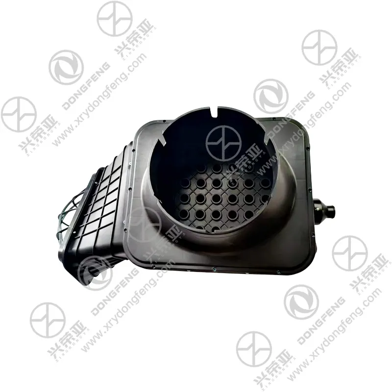Front close-up of large grid rough pre-filter grille dust intercept structure air pre-cleaner OE 1156010-K26B0 Dongfeng KC heavy truck