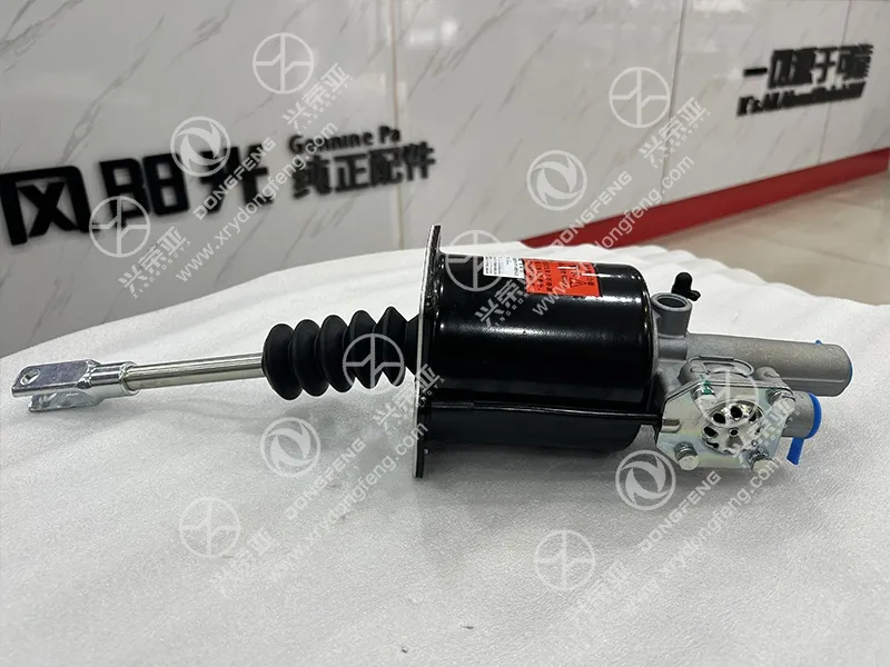 Adjustable metal push rod and corrugated rubber dust boot full structural detail clutch booster OE 1608080-1980