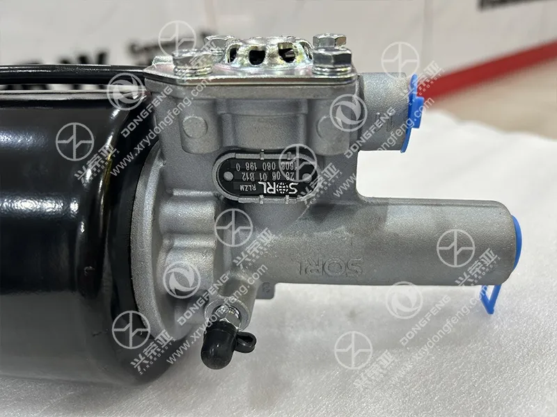 Symmetrical mounting flange multi-bolt hole spacing specification matching Dongfeng Captain clutch housing clutch booster 1608080 light truck