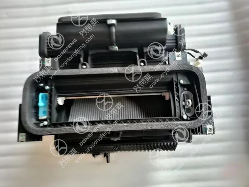 Air outlet and evaporator core end view OEM integrated A/C heater assembly 8110010-GX260