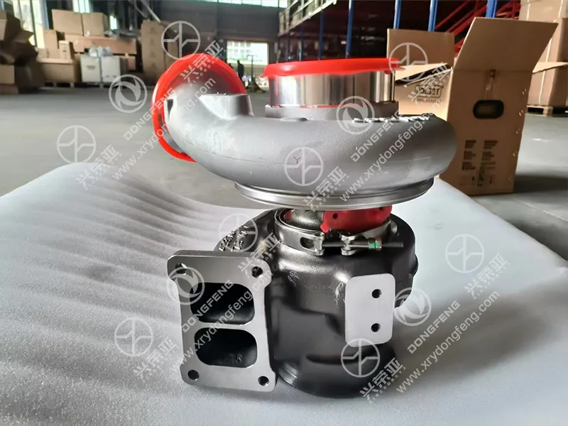 Front compressor side full view Holset HE550WG turbocharger OE C5555552 / C5555942 for Cummins engine