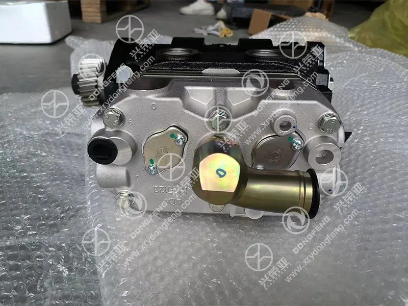 Air inlet & outlet port and water cooling aluminum cover end view OEM air pump C5547554